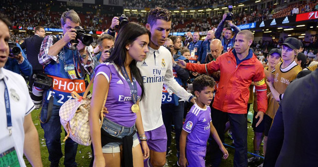 Гаджето на звездата на Реал Мадрид Кристиано Роналдо – Джорджина