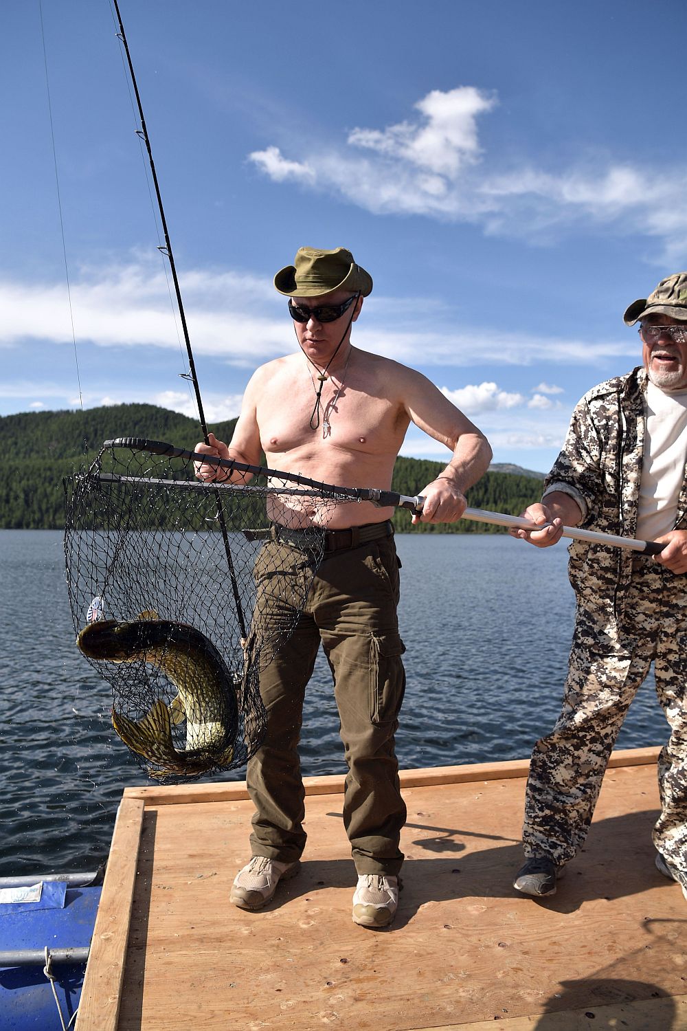 Владимир Путин на риба в Южен Сибир