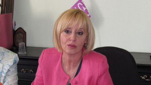 Мая Манолова