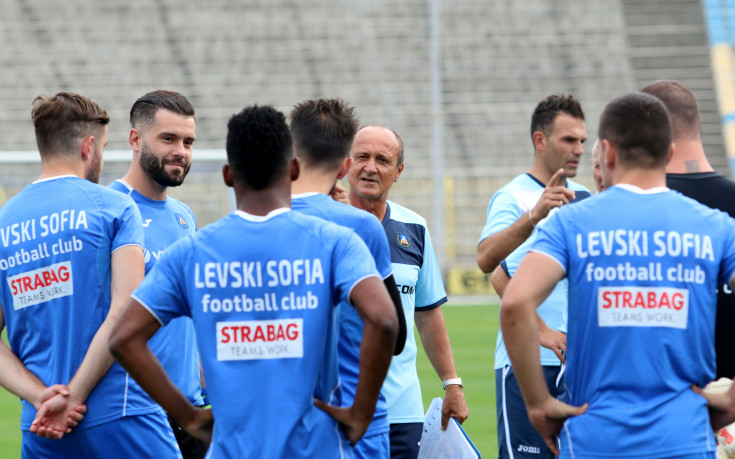 Яблонски и Горанов в групата на Роси за Дунав, Любенов заменя Кръстев