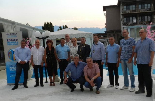 Новият дистрикт гуверньор на Ротари България се срещна с ротарианците и кмета на Гоце Делчев