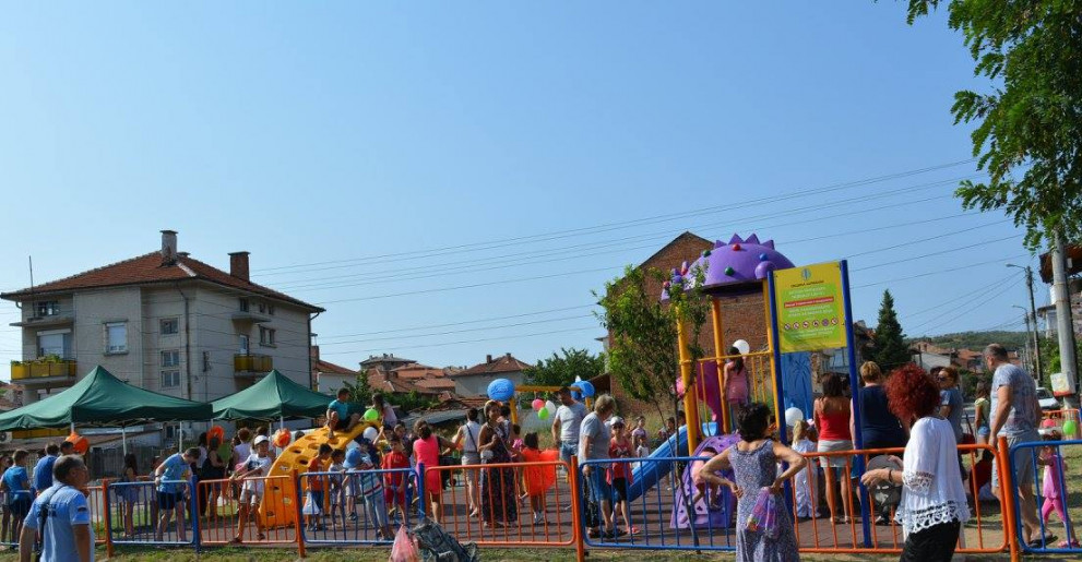 нова площадка в Харманли