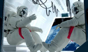 Руски космонавти разказват стряскащи истории за космоса