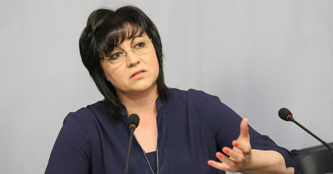 Лидерът на БСП Корнелия Нинова завежда дела срещу всички обвързали