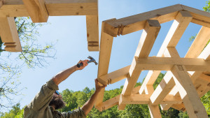 В света на старопланинската архитектура