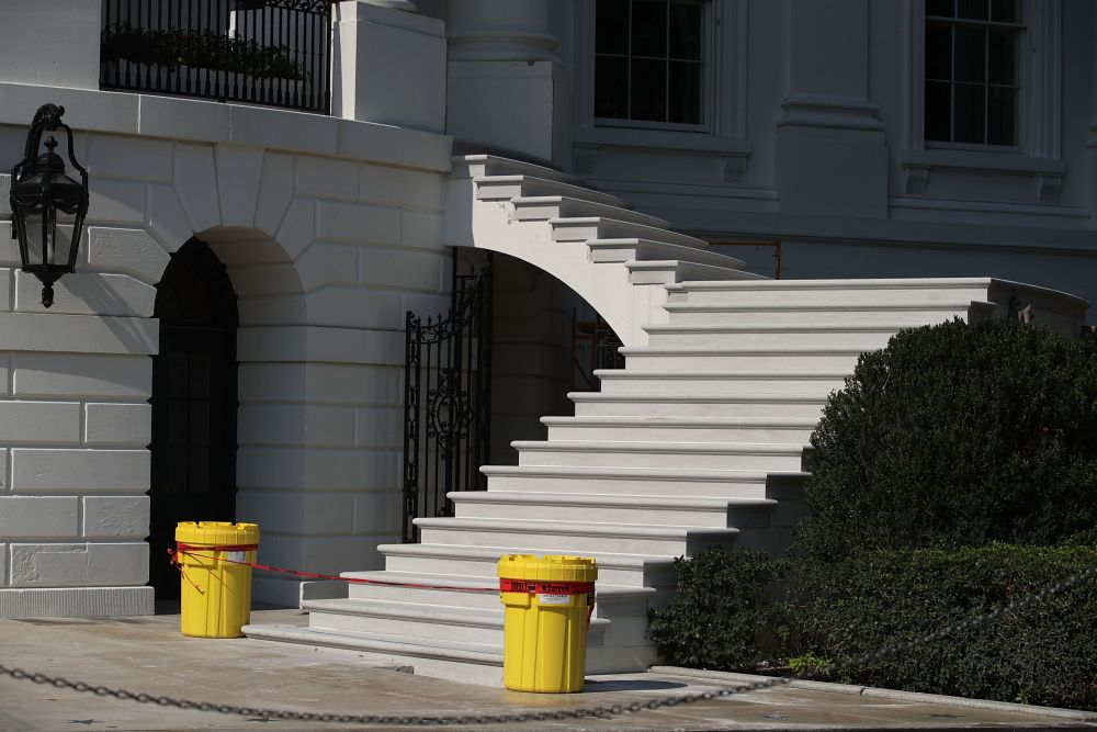 Нови снимки, които са направени след ремонта, показват обновените части на Белия дом.