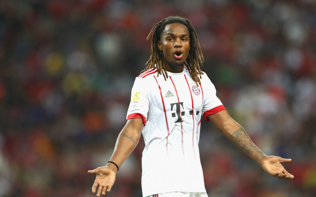 Милан се е насочил към двама играчи от Байерн за