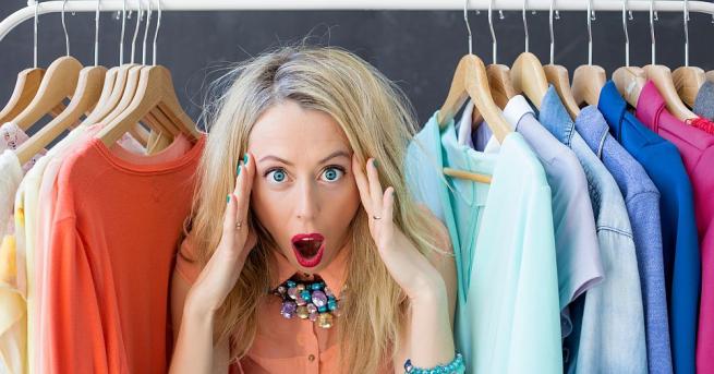 Жените обличат едва две трети от дрехите в гардероба си