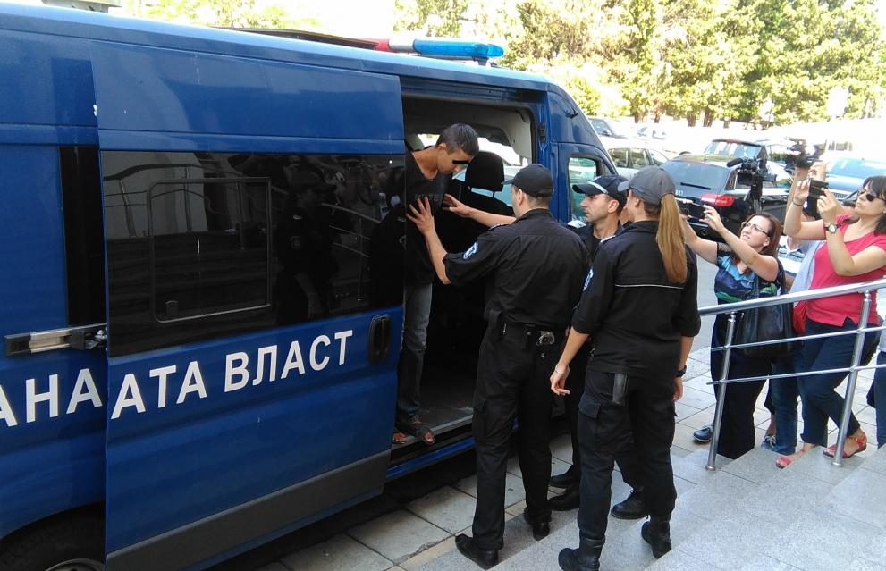 Иван Иванов бе доведен под засилена охрана в Бургаския апелативен съд.