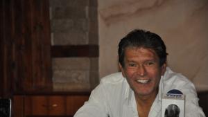 Синан Сакич