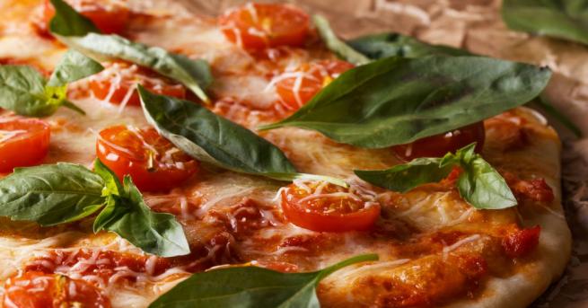 Пицата на бъдещето или по скоро доставката на бъдещето изглежда