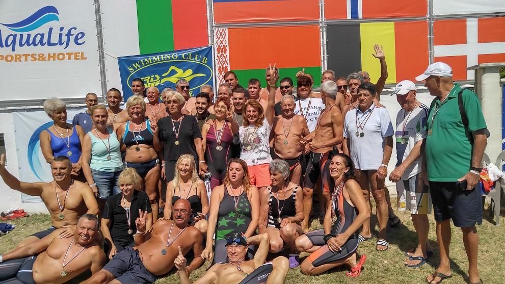 Плувците ветерани на „Ирис” са комплексен шампион на България