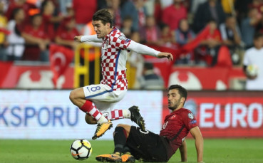 Турция се върна в играта за Мондиал 2018