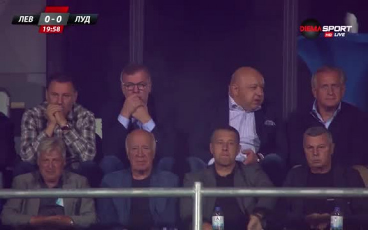 Бос и министър сред сини легенди на 