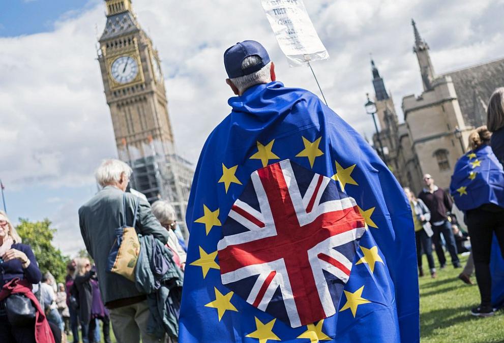  Десетки хиляди хора излязоха по улиците на Лондон, с цел да стачкуват против проектите на Англия да напусне Европейския съюз 