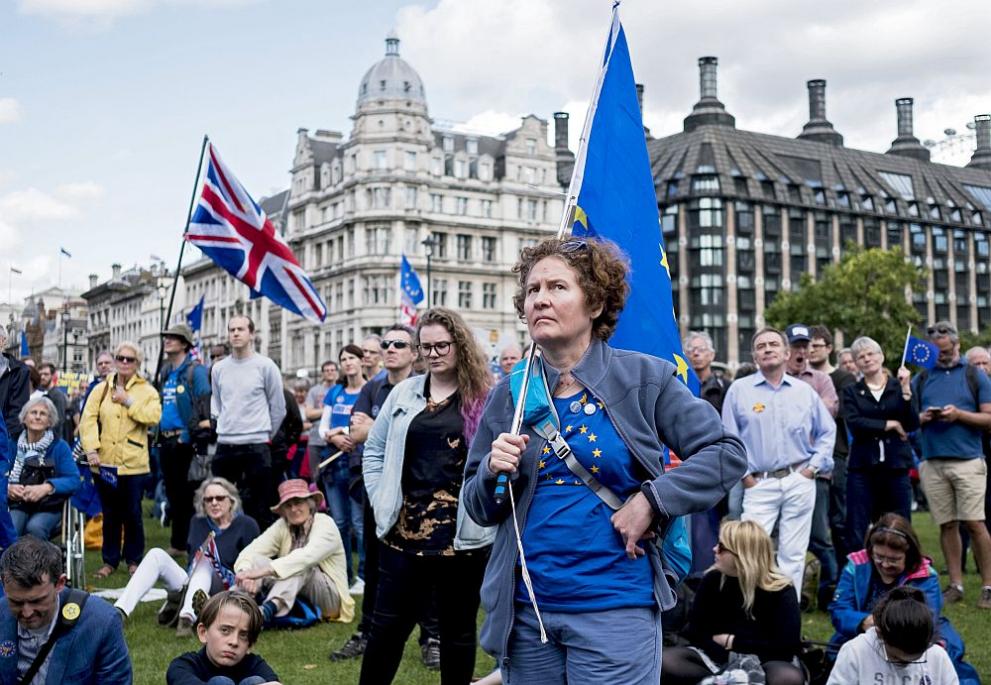  Десетки хиляди хора излязоха по улиците на Лондон, с цел да стачкуват против проектите на Англия да напусне Европейския съюз 