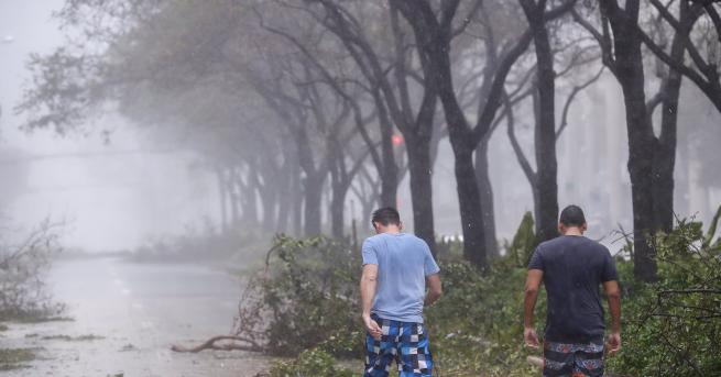 Жертвите на урагана "Ирма" на територията на САЩ вече са