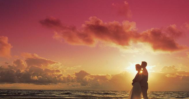 Учени доказаха че за траен и щастлив брак е нужен
