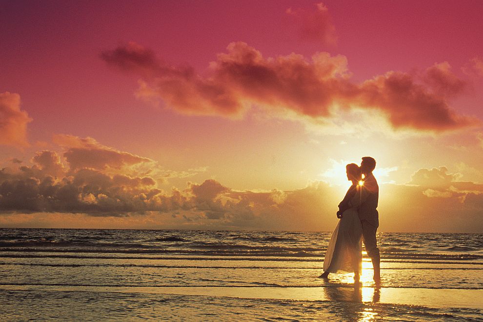 Изследователи от университета на щата Флорида установиха кои са най-трайните бракове