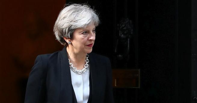 Британската премиерка Тереза Мей осъди подлия атентат в лондонското метро