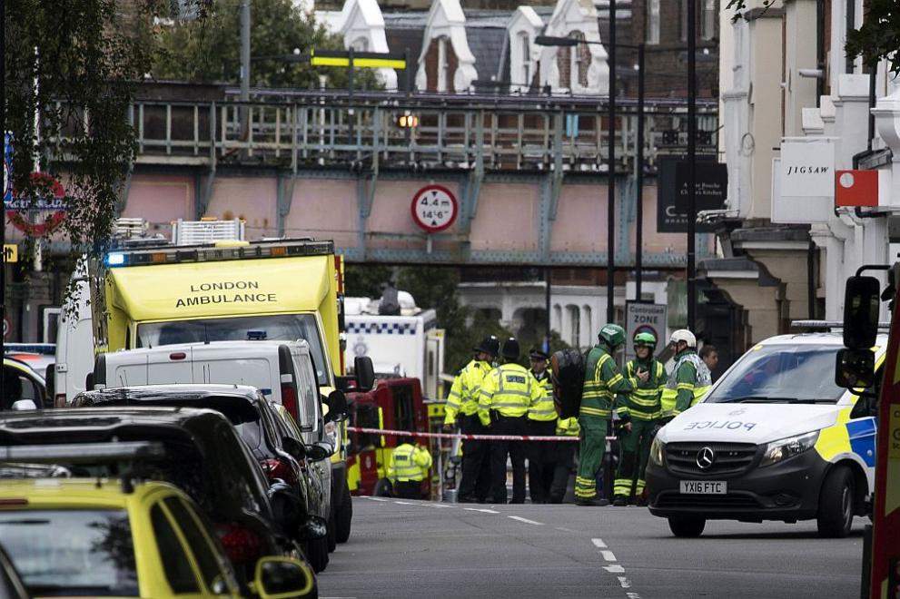 Лондон терористичен инцидент метро