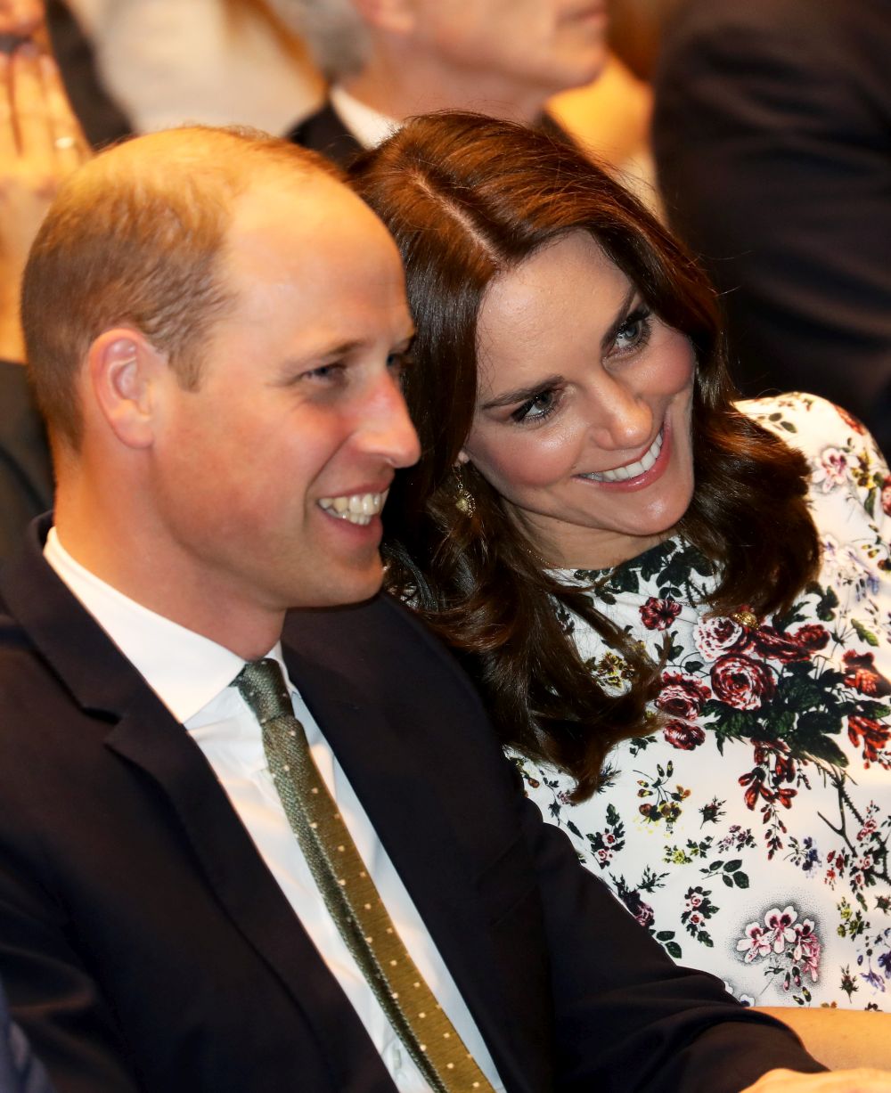 Усмихнати, забавни, влюбени и греещи - така всъщност изглеждат принц Уилям и херцогиня Катрин след 7-годишен брак