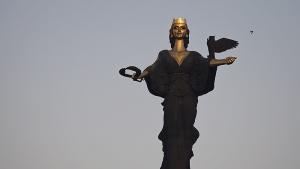 Статуята на София