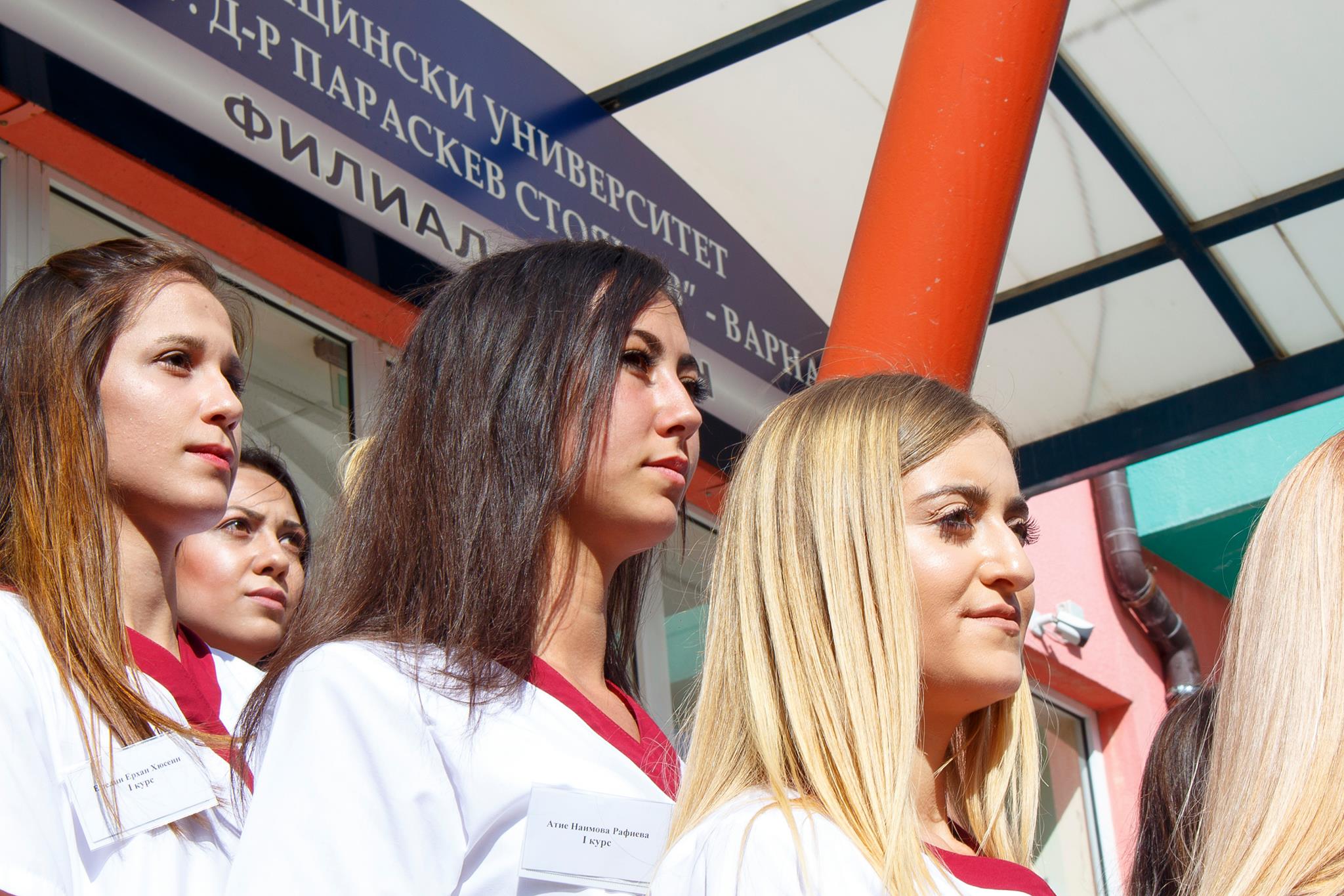 Общият брой на всички студенти, които се обучават във филиала, е 132