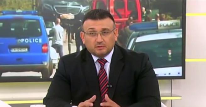 Тук не става въпрос за доверие а за първостепенен инстинкт