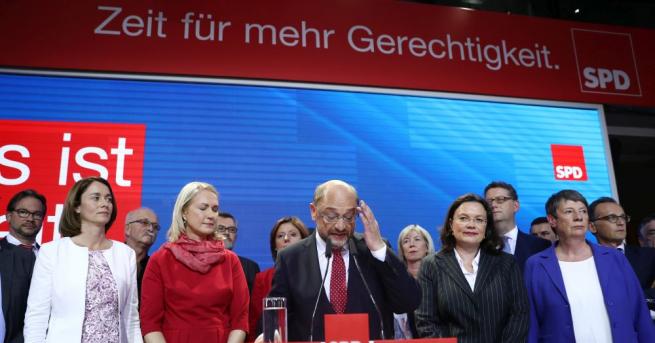 Лидерът на германските социалдемократи Мартин Шулц призна поражението на партията