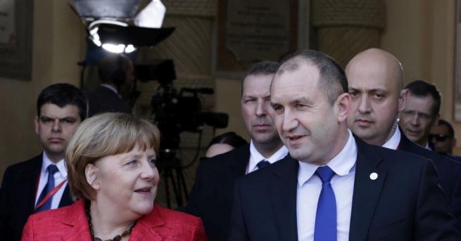 Президентът Румен Радев изпрати поздравителен адрес до Ангела Меркел по