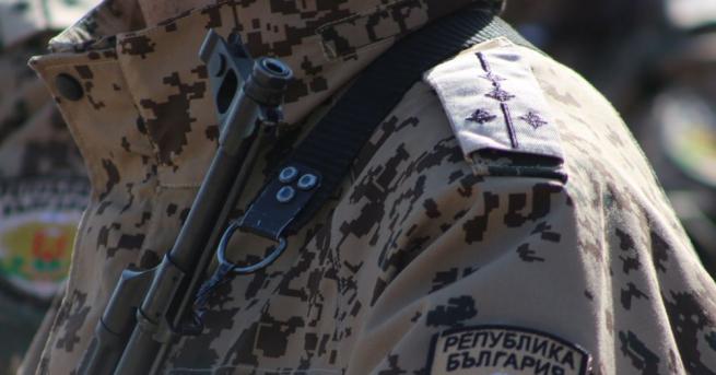 30-годишен военнослужещ се простреля по невнимание при учебни стрелби на