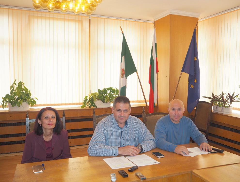 Сагата с физкултурния салон на Езиковата гимназия към края си – подписват договора до края на седмицата