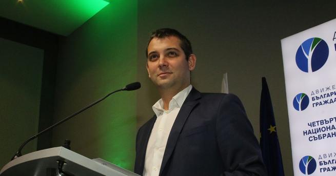 Димитър Делчев е роден през 1984 г в София Делчев