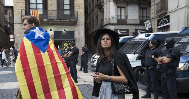 В неделя Каталуния гласува на референдум за независимост Централната власт