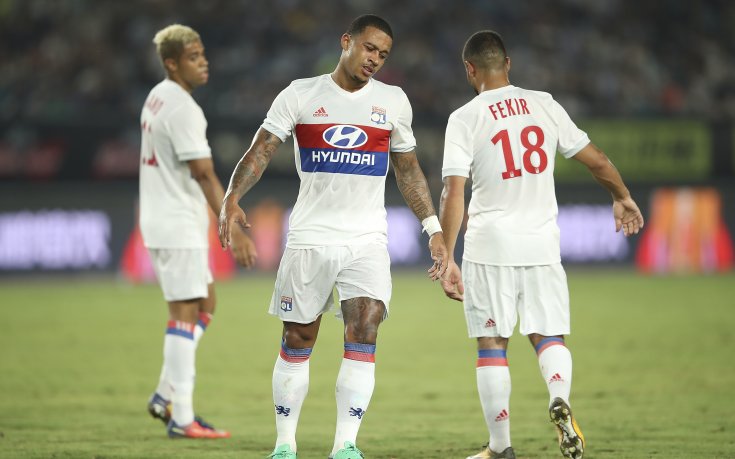 Лион окупира 3-ото място след успех у дома