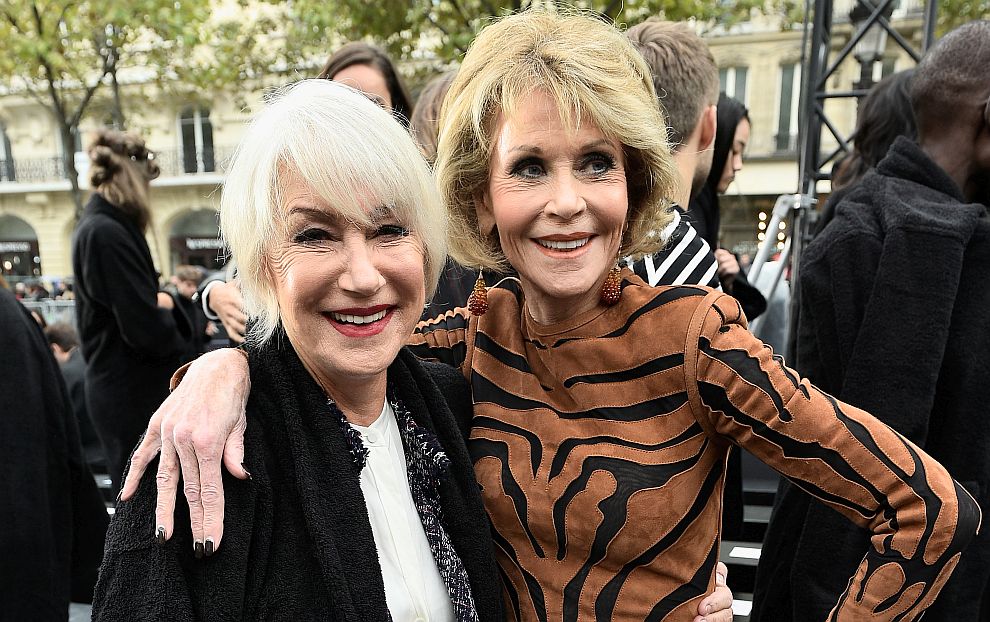 Хелън Мирън и Джейн Фонда засенчиха манекенките на ревюто на "Л"Ореал" в Париж