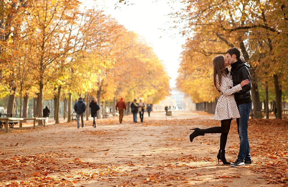 Целувката и прегръдката са най-любимите безплатни удоволствия