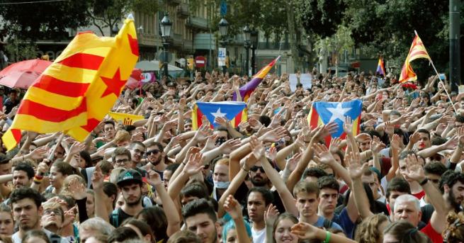 Хиляди хора участваха в Барселона и други градове на Каталуния