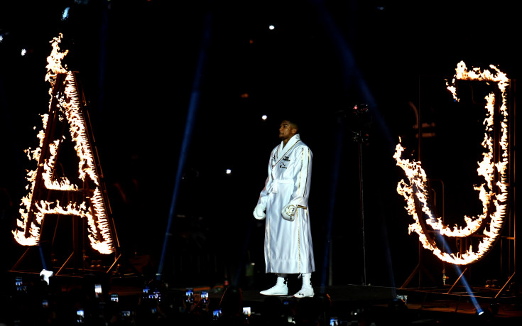 От общ работник до световна боксова звезда