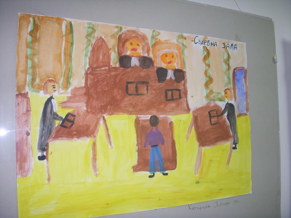 Изложба от детски рисунки гостува в Окръжен съд - Добрич