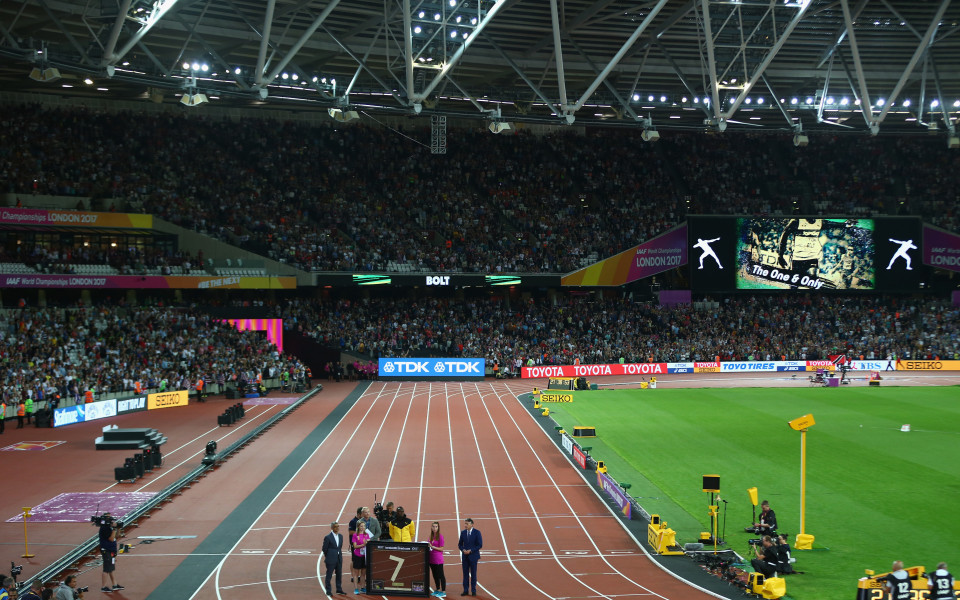 Революция в леката атлетика: 300 метра писта на футболните стадиони