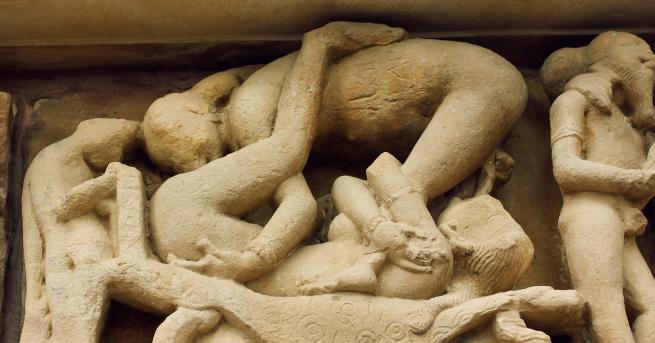 Кхаджурахо е един от безсмъртните символи на Индия Малкият град