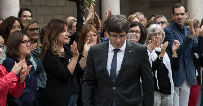 Съдът отмени сесията на каталунския парламент в понеделникИспанският Конституционен съд