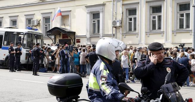 Правоохранителните органи в Москва получиха над 130 фалшиви сигнала за
