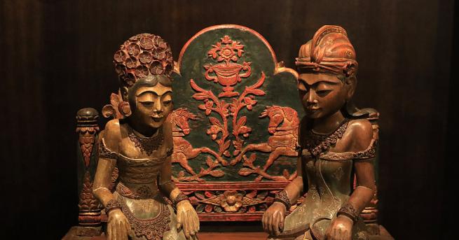 Живопис скулптура текстил бижута и артефакти от най големия архипелаг