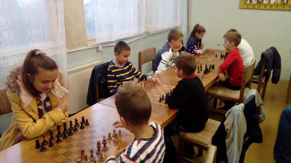 Есенен турнир по шахмат на ОДК