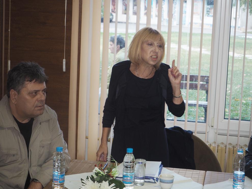 Буквар за деца-билингви предлагат от БСП