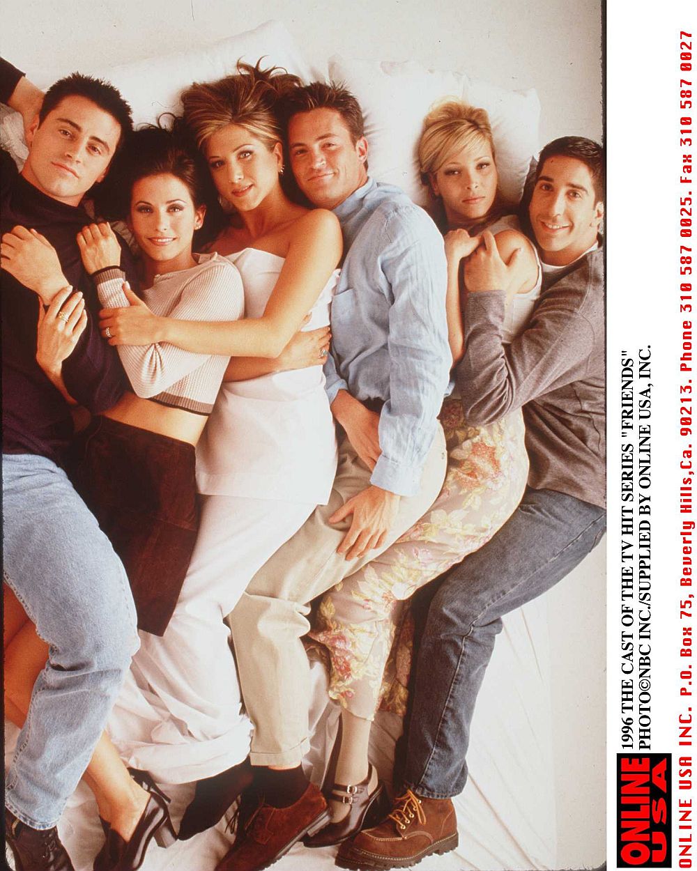 „Приятели” (Friends) със сигурност е един от най-обичаните и гледани телевизионни сериали  за времето си. Предлагаме ви да видите как изглеждат днес любимите ни актьори