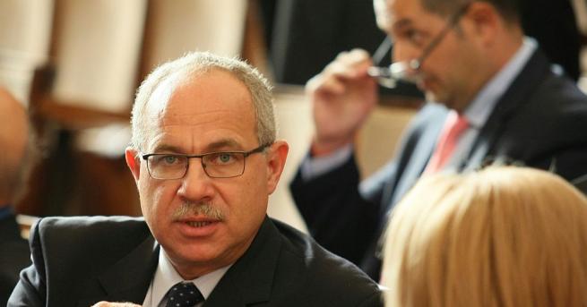 Антон Тодоров вече не е депутат Оставката на народния представител